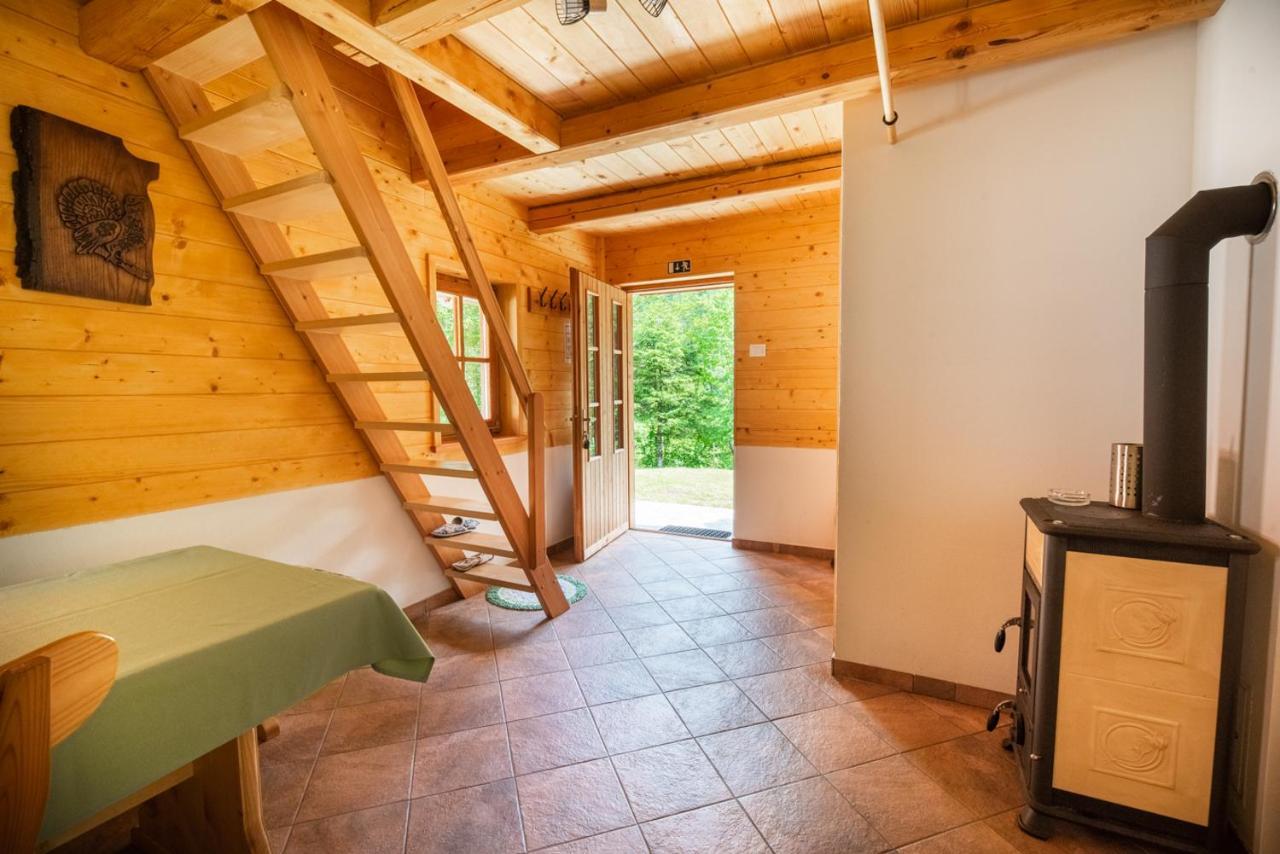 טרנטה Cottages Kravanja מראה חיצוני תמונה